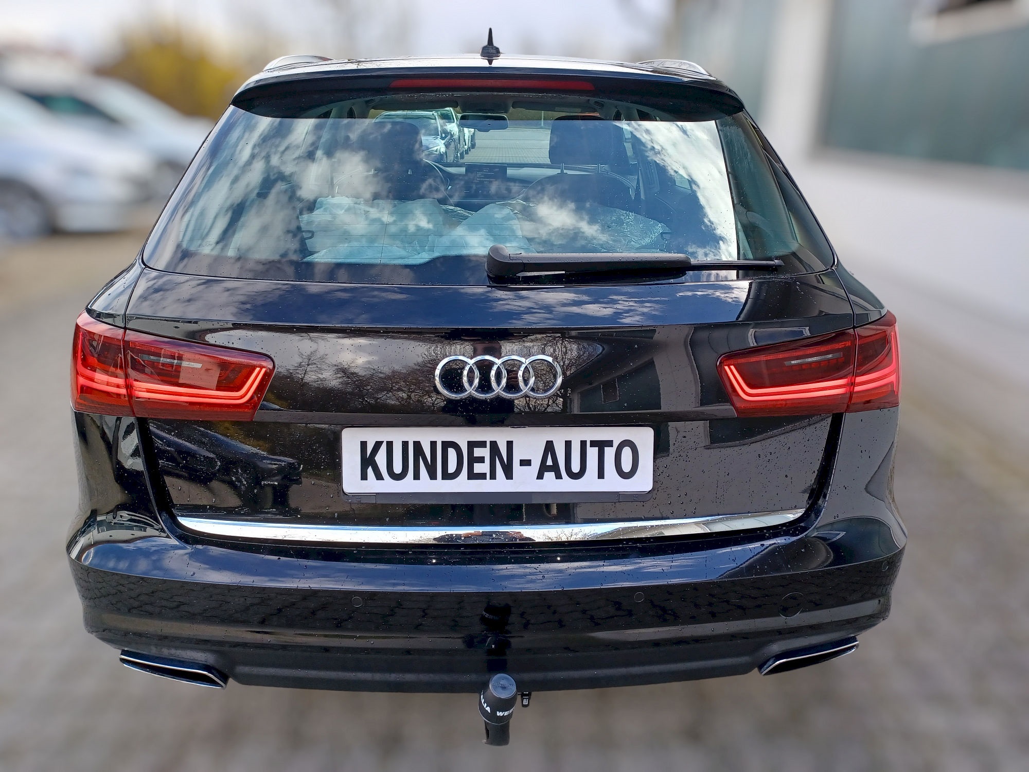 Audi Avant mit Westafila AHK