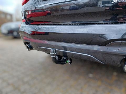 BMW X3 Anhängerkupplung Westfalia abnehmbar Autochampion24 München