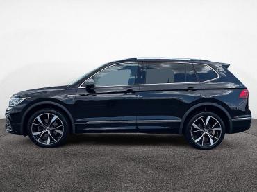 VW Tiguan R-Line 4Mo TSI DSG|20"|AHK|PANO| Gebrauchtwagen