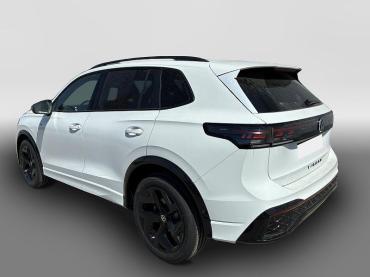 Fahrzeug ansehen: VW Tiguan 2.0 TDI DSG R-Line Head Up Black 360 AHK VW Tiguan 2.0 TDI DSG R-Line Head Up Black 360 AHK