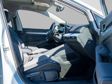 Fahrzeug ansehen: VW Golf VIII VW Golf VIII