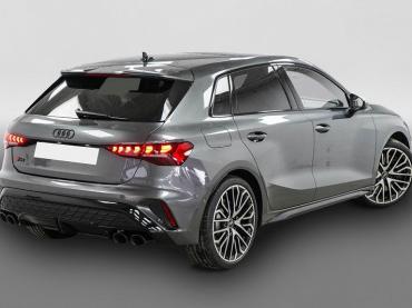 Audi S3 2,0 TFSI quattro S-tronic S3  -LAG. Neuwagen