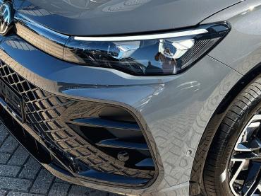 Fahrzeug ansehen: VW Tiguan TDI 2.0 4motion R-Line+Leder+Pano Dach+ Jahreswagen VW Tiguan TDI 2.0 4motion R-Line+Leder+Pano Dach+ Jahreswagen