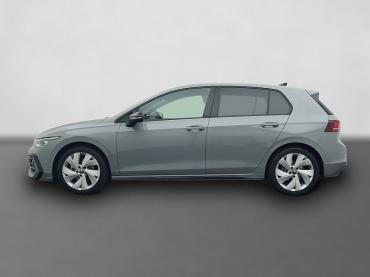 Fahrzeug ansehen: VW Golf 8 1.5 eTSI DSG R-LINE BLACK STYLE AHK LED+ Jahreswagen VW Golf 8 1.5 eTSI DSG R-LINE BLACK STYLE AHK LED+ Jahreswagen
