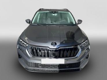 Fahrzeug ansehen: Skoda Karoq Selection 150PS DSG AHK+Kamera+ACC+Kessy+Kamera... Neuwagen Skoda Karoq Selection 150PS DSG AHK+Kamera+ACC+Kessy+Kamera... Neuwagen