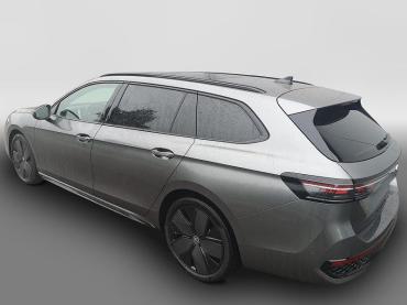 Fahrzeug ansehen: VW Passat 2.0 TDI DSG 4Motion R-Line Pano 19 Zoll Head Up AHK Navi VW Passat 2.0 TDI DSG 4Motion R-Line Pano 19 Zoll Head Up AHK Navi