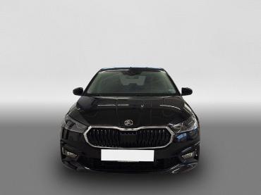Skoda Fabia 1.0 TSI DSG Selection Tour LED NAVI ACC PARKASS SHZ KEYLESS Gebrauchtwagen