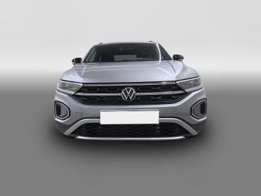 Fahrzeug ansehen: VW T-Roc 1.5 TSI DSG Black Style IQ-LED KAM PANO 19 HECKKL IQ DRIVE VW T-Roc 1.5 TSI DSG Black Style IQ-LED KAM PANO 19 HECKKL IQ DRIVE
