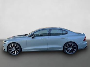 Volvo S60 B5 Ultimate Dark FLA*ACC*HUD*4xSHZ*SpurH*LM Gebrauchtwagen