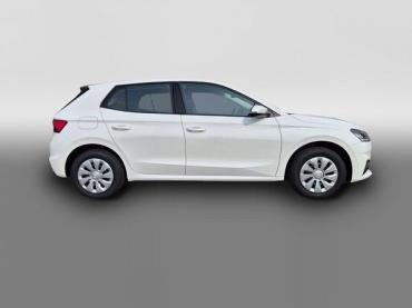 Fahrzeug ansehen: Skoda Fabia Fabia 1.0 TSI 95PS Selection 5-türig Rückf.Kam... Tageszulassung Skoda Fabia Fabia 1.0 TSI 95PS Selection 5-türig Rückf.Kam... Tageszulassung