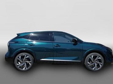 Nissan Qashqai TEKNA+ (plus) ALLRAD BOSE/Panodach/Leder Neuwagen