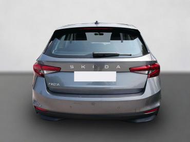 Fahrzeug ansehen: Skoda Fabia 130 Jahre 1,0 MPI*LED*PDC HI.*RFK*APP-CONNECT*SHZ*KESSY*KLIMA*DAB* Tageszulassung Skoda Fabia 130 Jahre 1,0 MPI*LED*PDC HI.*RFK*APP-CONNECT*SHZ*KESSY*KLIMA*DAB* Tageszulassung