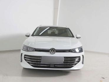VW Passat 2.0 TDI Elegance Jahreswagen