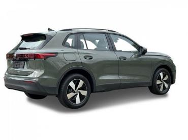 VW Tiguan Business ***NEUES MODELL 2024*** 1.5 eTSI Mild ... EU Reimport Neuwagen