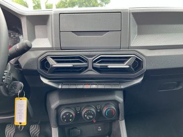 Dacia Duster TCe 100 LPG  Essential+Klima+PDC Tageszulassung