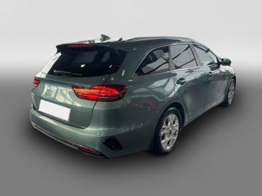 Fahrzeug ansehen: KIA Ceed Cee\'d_sw 1.5 T-GDI Navi LED Kamera DAB CarPlay SHZ LenkradHZG Gebrauchtwagen KIA Ceed Cee\'d_sw 1.5 T-GDI Navi LED Kamera DAB CarPlay SHZ LenkradHZG Gebrauchtwagen