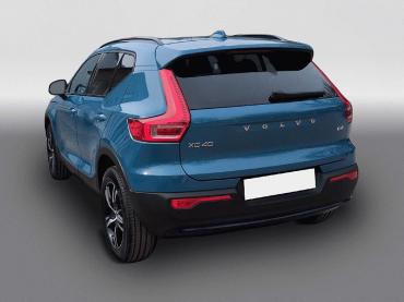 Volvo XC40 B4 (Benzin) Plus Dark 2WD Automatik Bluetooth Jahreswagen