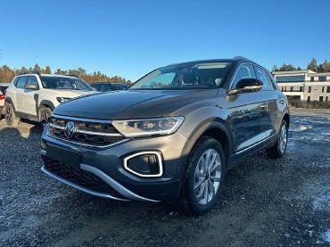 Fahrzeug ansehen: VW T-Roc Style Volkswagen 2.0 TDI 110 kW (150 PS) 7-Gang-DSG 2.0 TDI 7-Gang-DSG Jahreswagen VW T-Roc Style Volkswagen 2.0 TDI 110 kW (150 PS) 7-Gang-DSG 2.0 TDI 7-Gang-DSG Jahreswagen