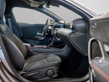 Fahrzeug ansehen: Mercedes-Benz CLA-Klasse CLA 200 Gebrauchtwagen Mercedes-Benz CLA-Klasse CLA 200 Gebrauchtwagen
