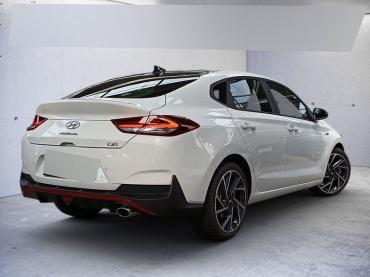 Hyundai i30 1.5 T-GDI Fastback 48V-Hybrid N-Line *PANO* Gebrauchtwagen