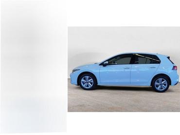 VW Golf VIII 1.5 TSI Facelift Life *AHK*LED*Navi* Gebrauchtwagen