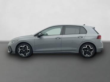 Fahrzeug ansehen: VW Golf 8 1.5 eTSI DSG R-LINE BLACK STYLE AHK LED+ Jahreswagen VW Golf 8 1.5 eTSI DSG R-LINE BLACK STYLE AHK LED+ Jahreswagen