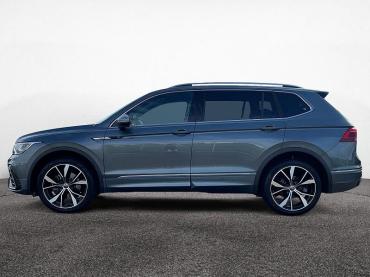 VW Tiguan R-Line 4M TDI DSG|AHK|PANO|20"|7 Jahreswagen