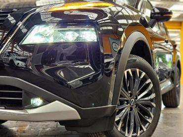 Nissan X-Trail 1,5 e-Power 4WD Tekna Pano 19"Alu e.Heck Gebrauchtwagen