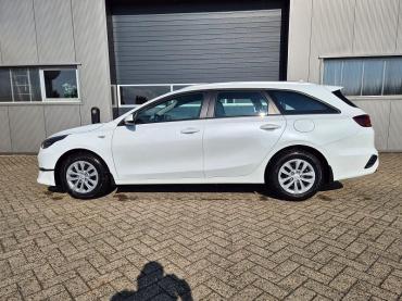 KIA Ceed  Sportswagon Vision 1.5 T-GDi 140PS Automatik Klimaautomatik Alarmanlage Sitzheizung Lenkradheizung Navi PDC Rückf.Kamera Bluetooth Touchscreen Apple CarPlay Android Auto Tempomat Tageszulassung