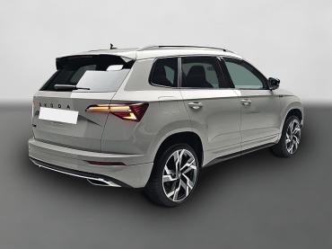 Skoda Karoq 1.5 TSI DSG SPORTLINE NAVI LED PANO ACC WINTER KAM   Tageszulassung