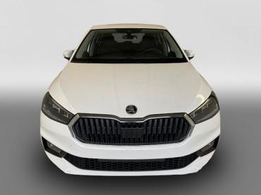 Fahrzeug ansehen: Skoda Fabia Selection 95PS GV4+Sitzheiz+Klima+SmartLink+LED... Neuwagen Skoda Fabia Selection 95PS GV4+Sitzheiz+Klima+SmartLink+LED... Neuwagen
