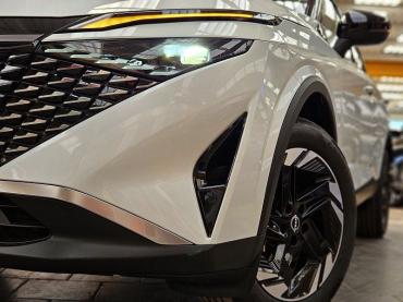 Nissan Qashqai MHEV N-Connecta Plus BiColour el.Heckk. Gebrauchtwagen