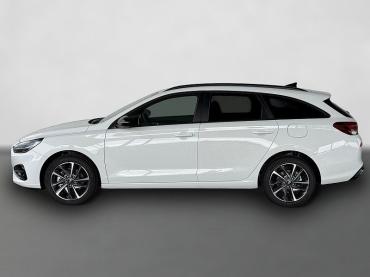 Hyundai i30 Go Plus 1.5 DPI / Sitz + Lenkradheizung / LED / Navi / Tempomat / PDC V.&H + Kamera / Alu 16" Tageszulassung
