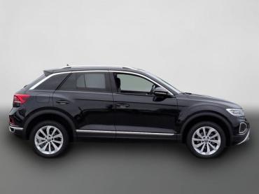 VW T-Roc Style 1.5TSI*DSG AHK LED+ ACC Massage Navi Jahreswagen
