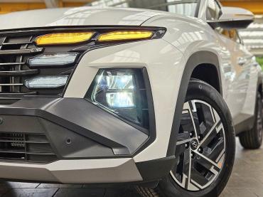 Hyundai Tucson Tucson 1,6 T-GDI mit Navi Kamera Winter LED usw. Gebrauchtwagen