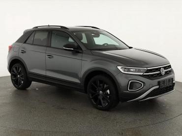 VW T-Roc 1.5 TSI DSG Black Style, AHK, IQ.Light, 19-Zoll, easyOpen, Navi Tageszulassung