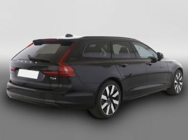 Volvo V90 Kombi Plus Dark Recharge Plug-In Hybrid AWD StandHZG Digitales Cockpit Memory Sitze Jahreswagen