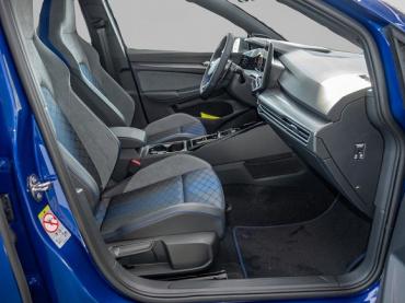 Fahrzeug ansehen: VW Golf Golf VIII Neuwagen VW Golf Golf VIII Neuwagen