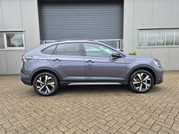 VW Taigo  1.0 TSI 116PS DSG Life LED-Matrix-Scheinwerfer Klimaautomatik Sitzheizung PDC Rückf.Kamera 17-LM abged.Scheiben 2xKeyless DAB+ Bluetooth Touchscreen Apple CarPlay Android Auto Tageszulassung