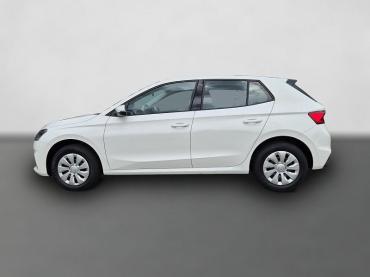 Skoda Fabia  1.0 TSI 95PS Selection 5-türig Rückf.Kamera Parksensoren Sitzheizung Multifunktionslenkrad Klima Skoda-Radio Bluetooth Touchscreen Tempomat Nebelsch. Apple CarPlay + Android Auto Tageszulassung