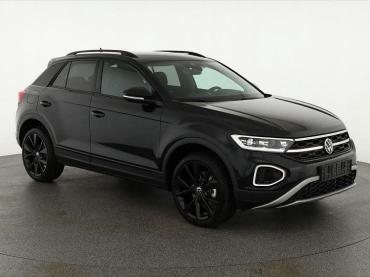 VW T-Roc 1.5 TSI DSG Black Style, AHK, IQ.Light, 19-Zoll, easyOpen, Navi Tageszulassung