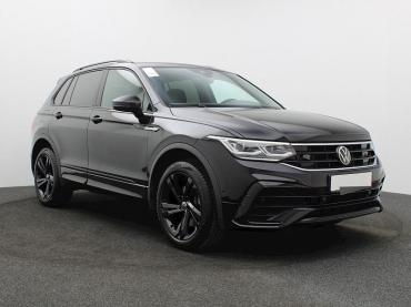 VW Tiguan 2.0 TDI DSG 4Mo. R-Line BLACK-STYLE BLACK PANO IQ.LIGHT AHK NAVI KAMERA Gebrauchtwagen