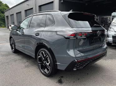 VW Tiguan 2.0 TDI 4MOTION DSG R-Line IQ.Drive AHK Jahreswagen