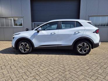KIA Sportage  Vision 1.6 T-GDi MHEV 160PS Sitzheizung Lenkradheizung Klimaautomatik Navi Bluetooth Touchscreen Apple CarPlay Android Auto PDC v+h Rückf.Kamera Tempomat 17"LM Tageszulassung
