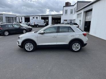VW T-Roc 1.5 TSI DSG Life 160¤ m. 20 Anzahlung AHK Digital Cockpit Navi DAB PDC LED SHZ Gebrauchtwagen