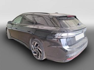 VW ID.7 Pro S PANO/AHK/WäPu/DCC/20"/BLACK Gebrauchtwagen