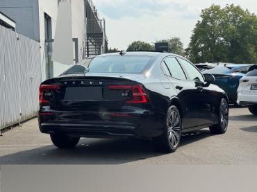 Volvo S60 B4 Plus Dark 360CAM/ACC/PANO/STHZ/4xSHZ/LHZ Gebrauchtwagen
