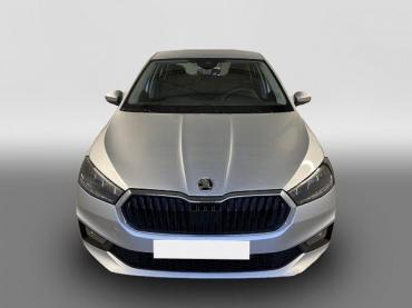 Fahrzeug ansehen: Skoda Fabia Selection 95PS GV4+AHK+Sitzheiz+Lenkradheiz+Cli... Neuwagen Skoda Fabia Selection 95PS GV4+AHK+Sitzheiz+Lenkradheiz+Cli... Neuwagen