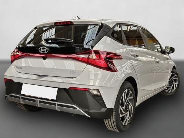 Hyundai i20 1,2 Family Climatr. SHZ+LHZ 16"Alu Navi ... Gebrauchtwagen