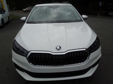 Skoda Fabia 1.0TSI DSG Selection/LED/Sitzheizung/PDC/MFL Neuwagen